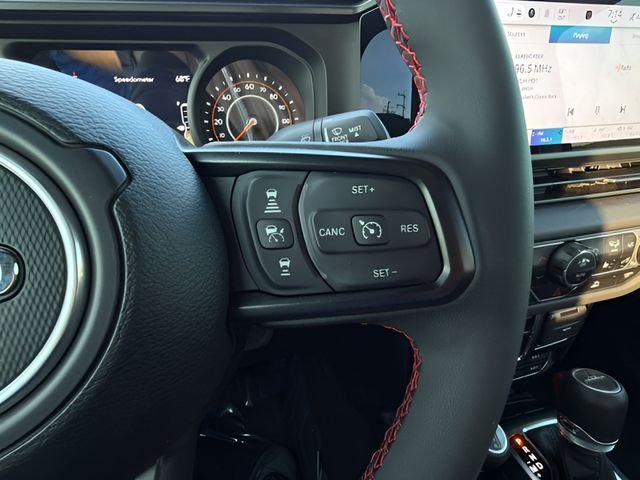 Used 2024 White Jeep Rubicon image 22
