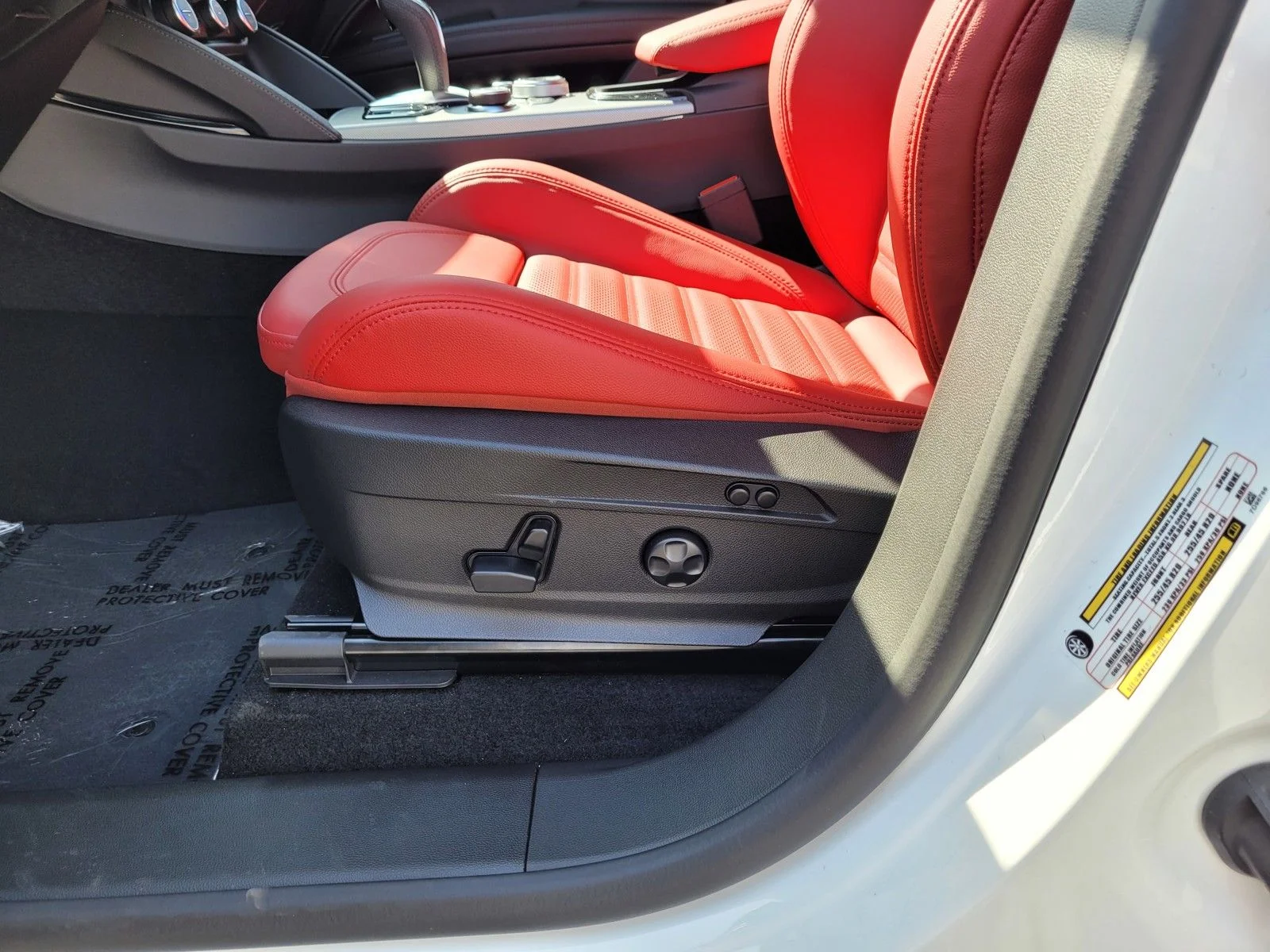 2025 Alfa Romeo Stelvio Base - Photo 11