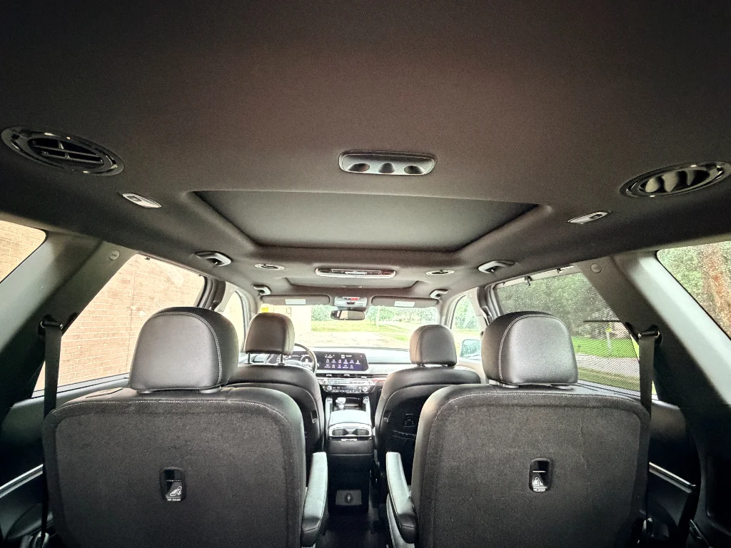 Used 2023 Wolf Gray Kia SX X-Line image 31