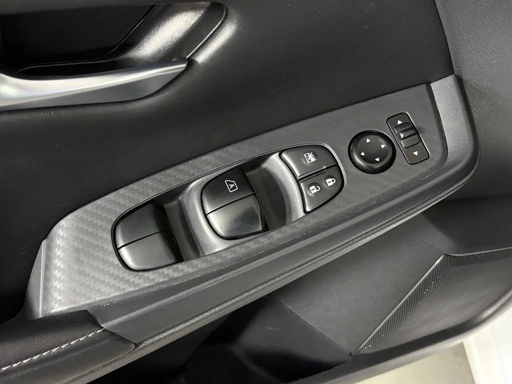 Used 2025 White Nissan SV image 14