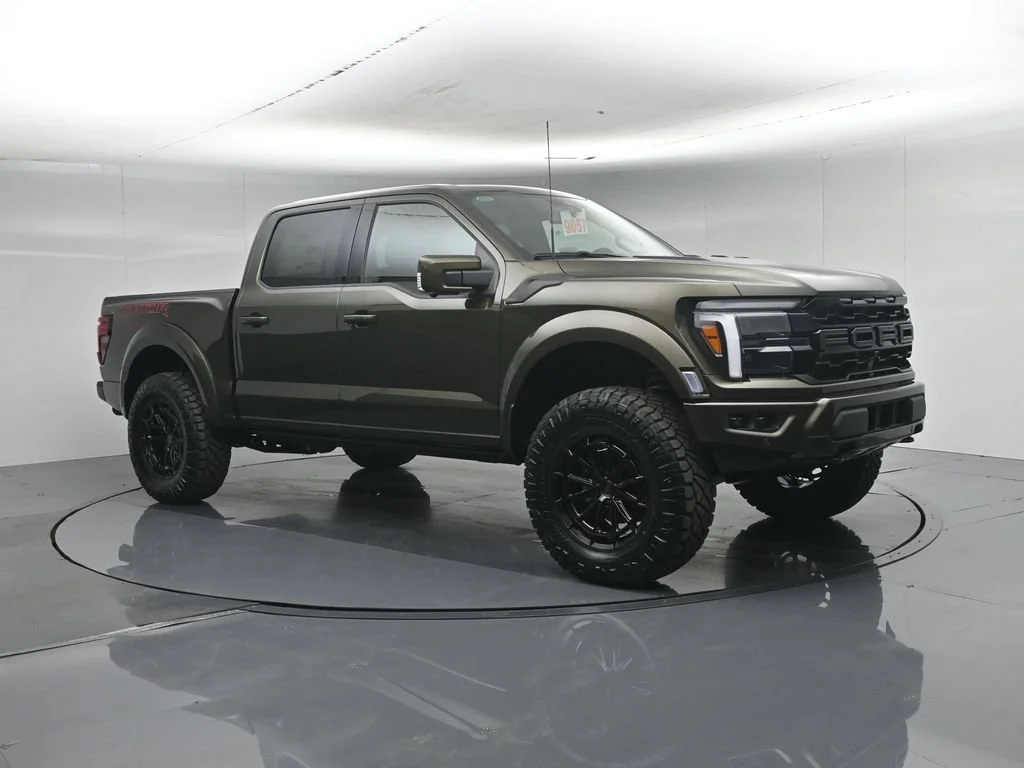 New 2026 Shelter Green Ford Raptor image 28