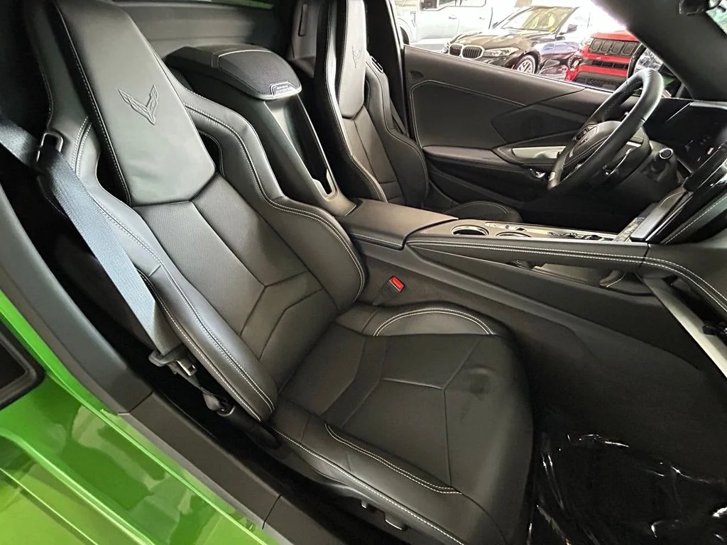 Used 2026 Roswell Green Metallic Chevrolet Z06 image 55