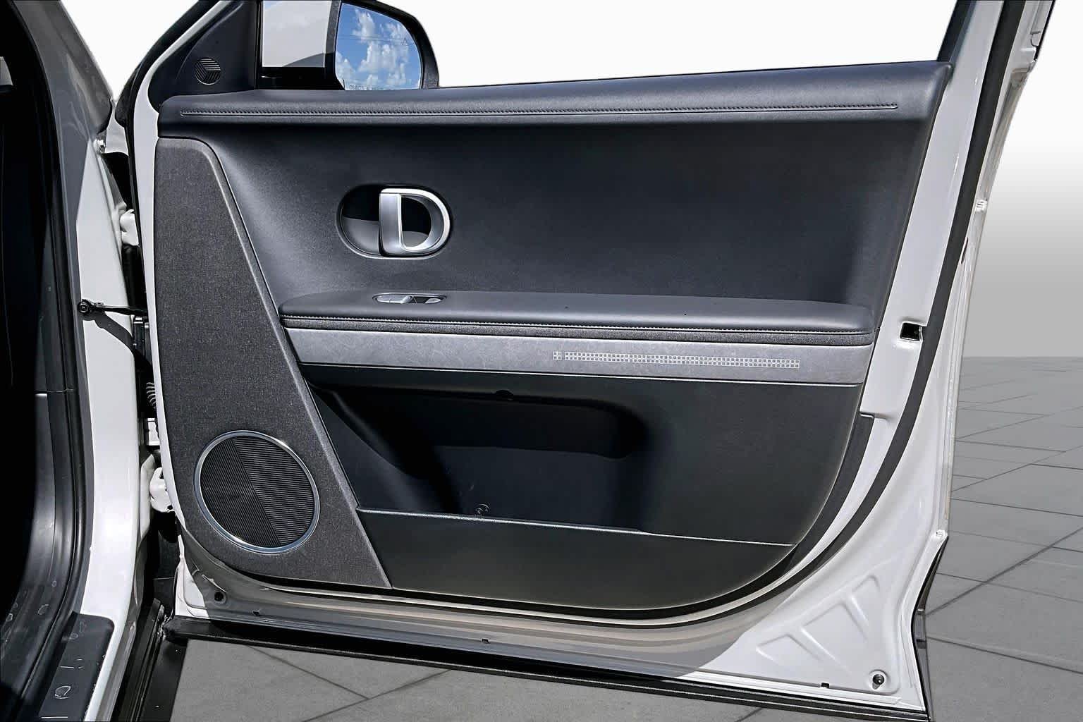 Used 2023 Cyber Gray Hyundai SEL image 21