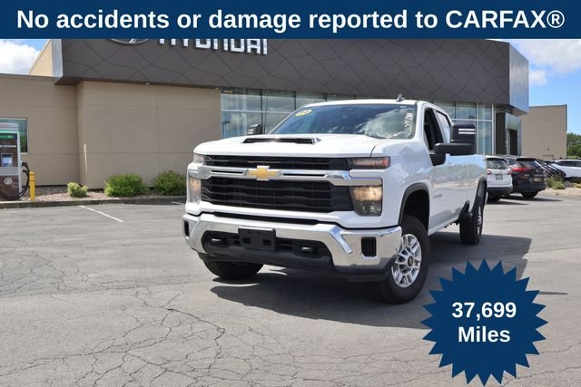 2024 Chevrolet Silverado HD LT 4WD Crew Cab Standard Box's photo