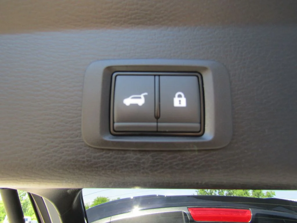 2025 Mitsubishi Outlander SEL - Photo 24