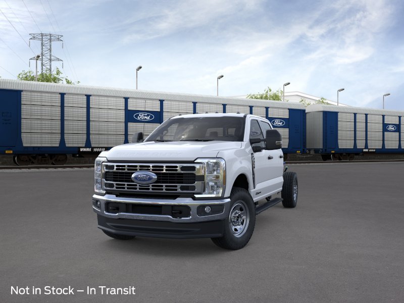 New 2026 Oxford White Ford F-350® XL image 2