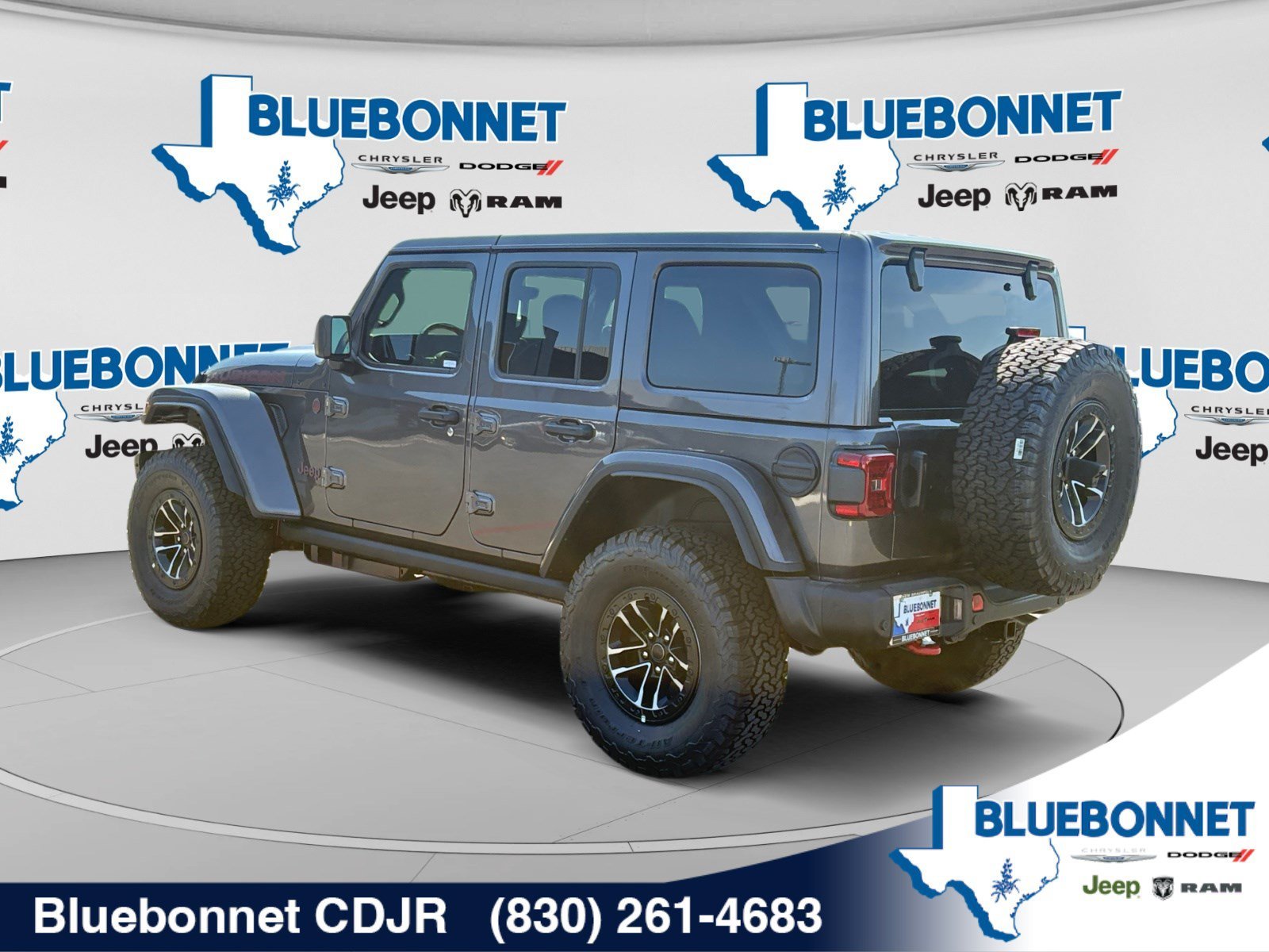 New 2026 Granite Crystal Metallic Clear-Coat Exterior Paint Jeep Rubicon X image 7
