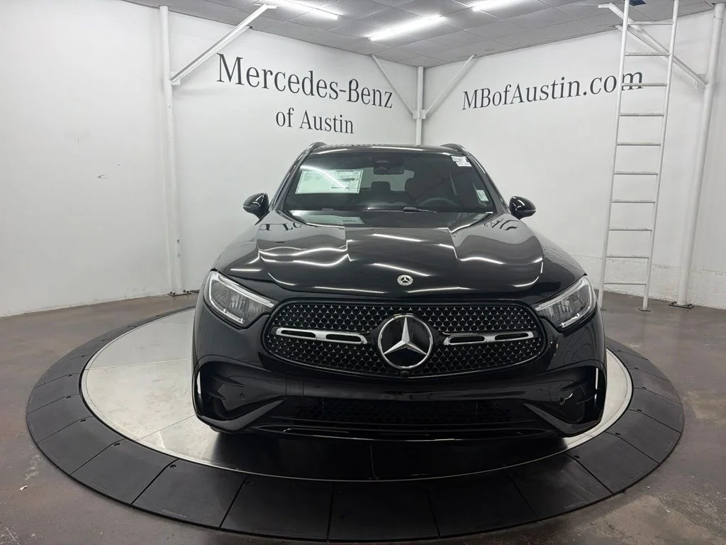New 2026 Black Mercedes-Benz GLC 300 image 2