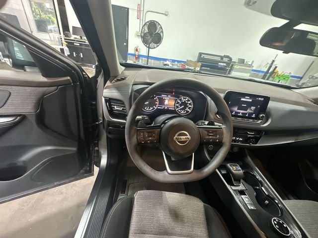 Certified Used 2021 Gun Metallic Nissan SV image 15