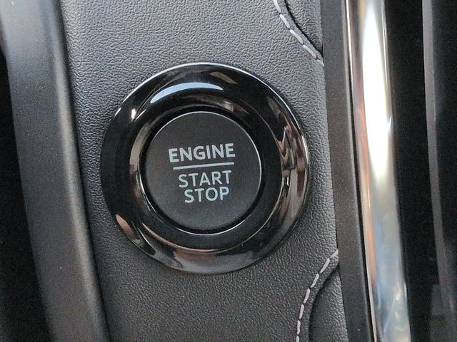 New 2026 Space Silver Metallic Ford Platinum® image 27
