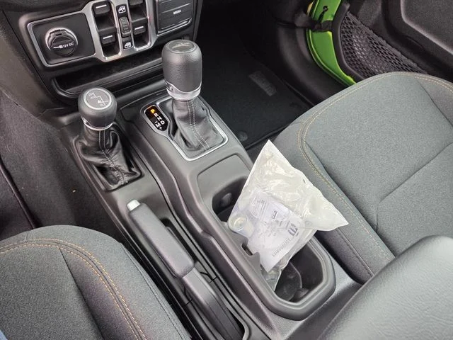 New 2026 Mojito Exterior Paint Jeep Sport S image 24