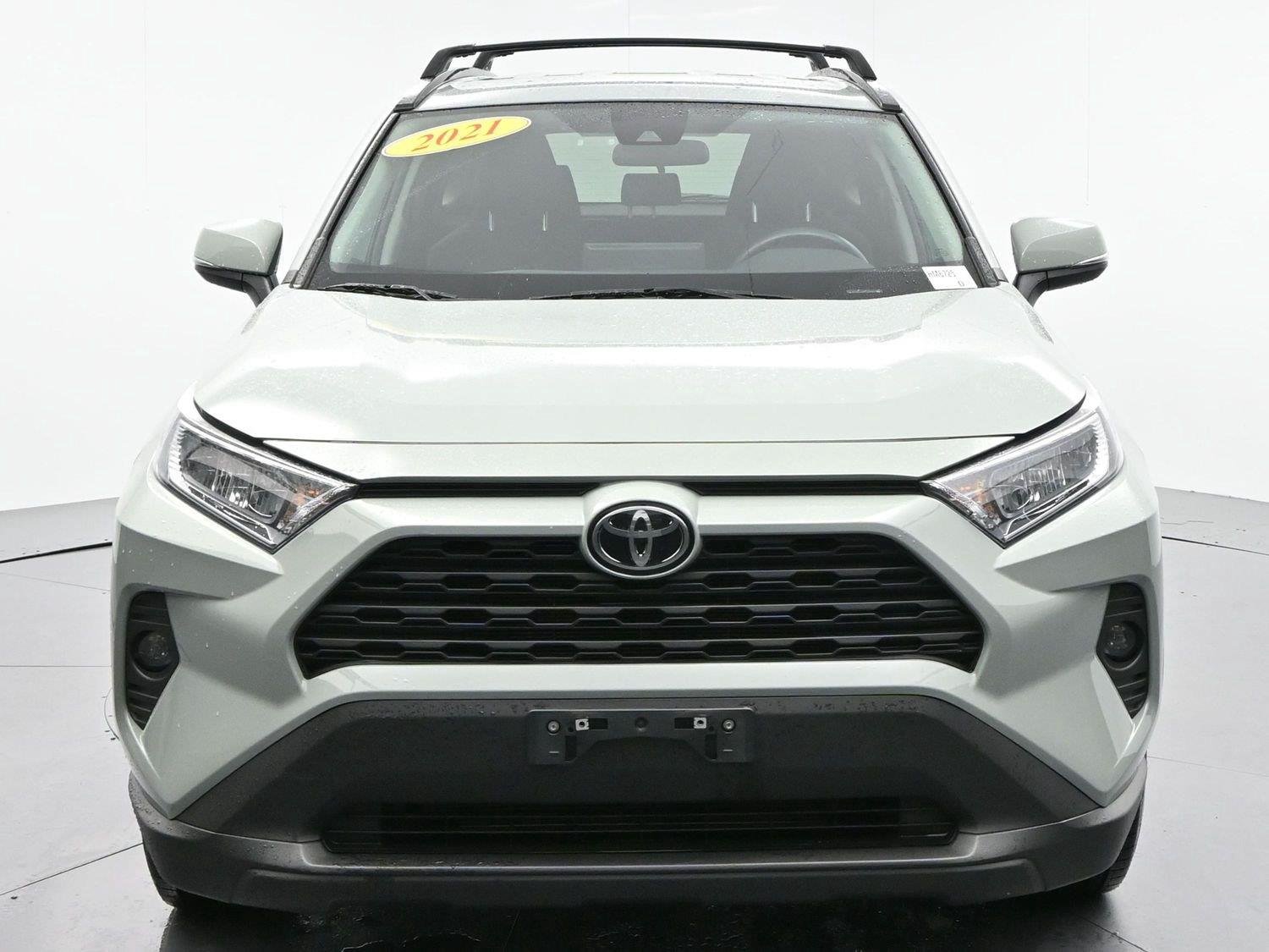 Used 2021 Lunar Rock Toyota XLE image 3