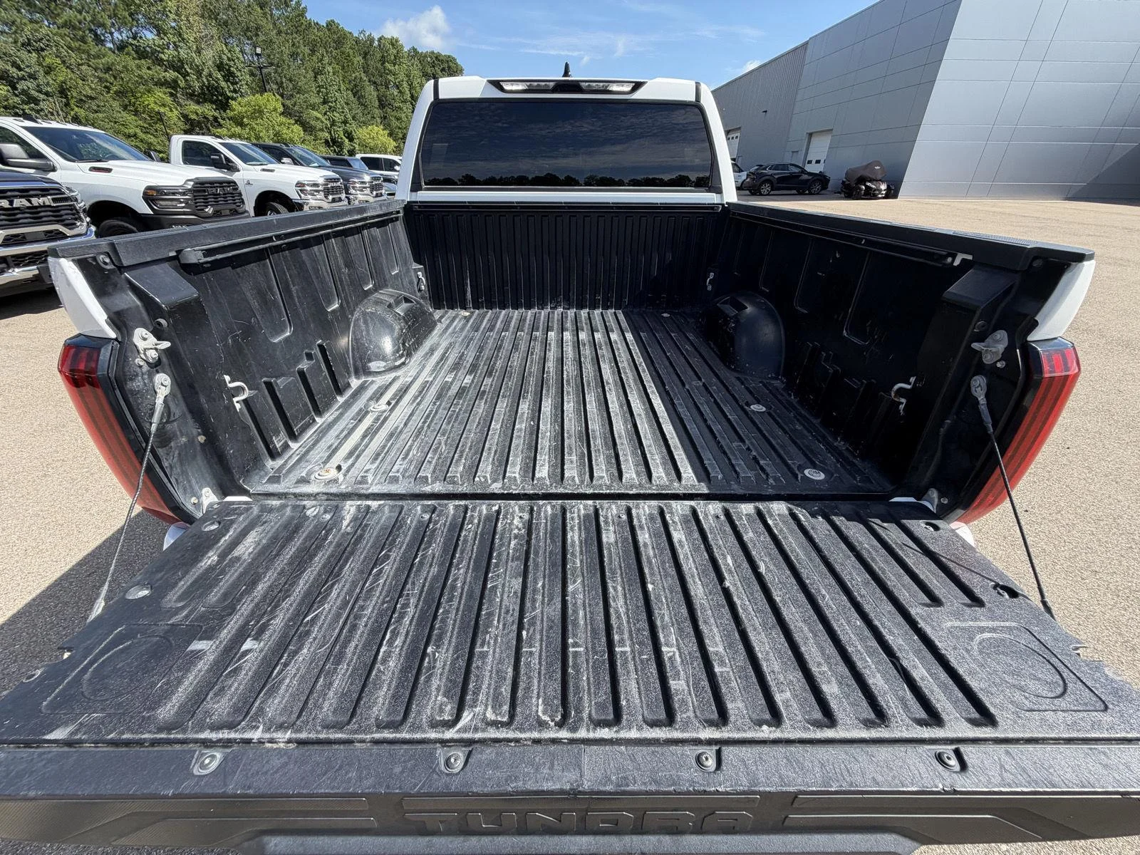 Used 2023 Ice Cap Toyota SR5 image 18