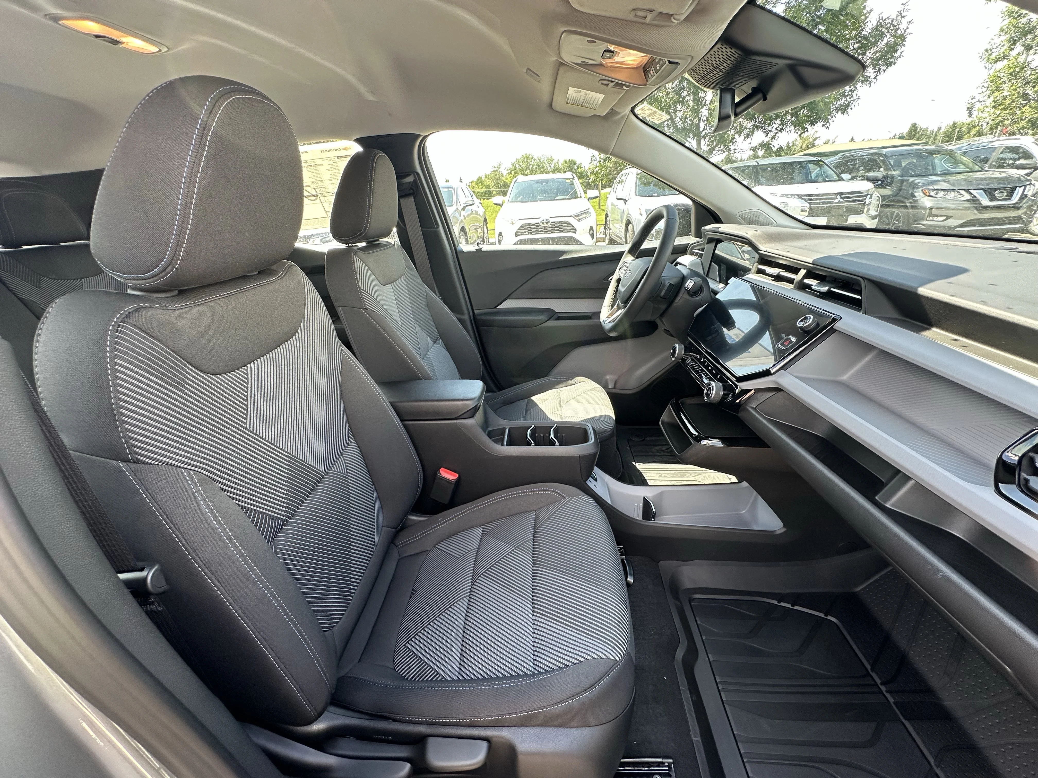 New 2027 Sterling Grey Metallic Chevrolet LT image 18