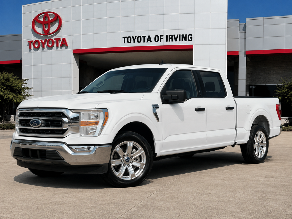 Used 2023 White Ford XL image 1