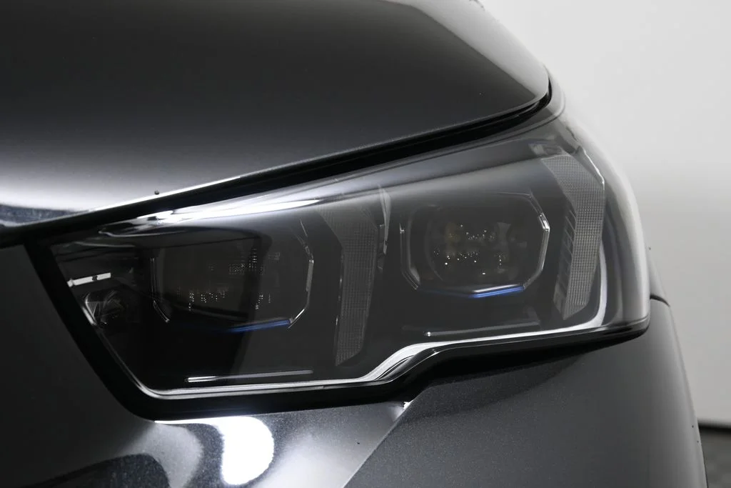 Used 2026 Black BMW 530i xDrive image 11