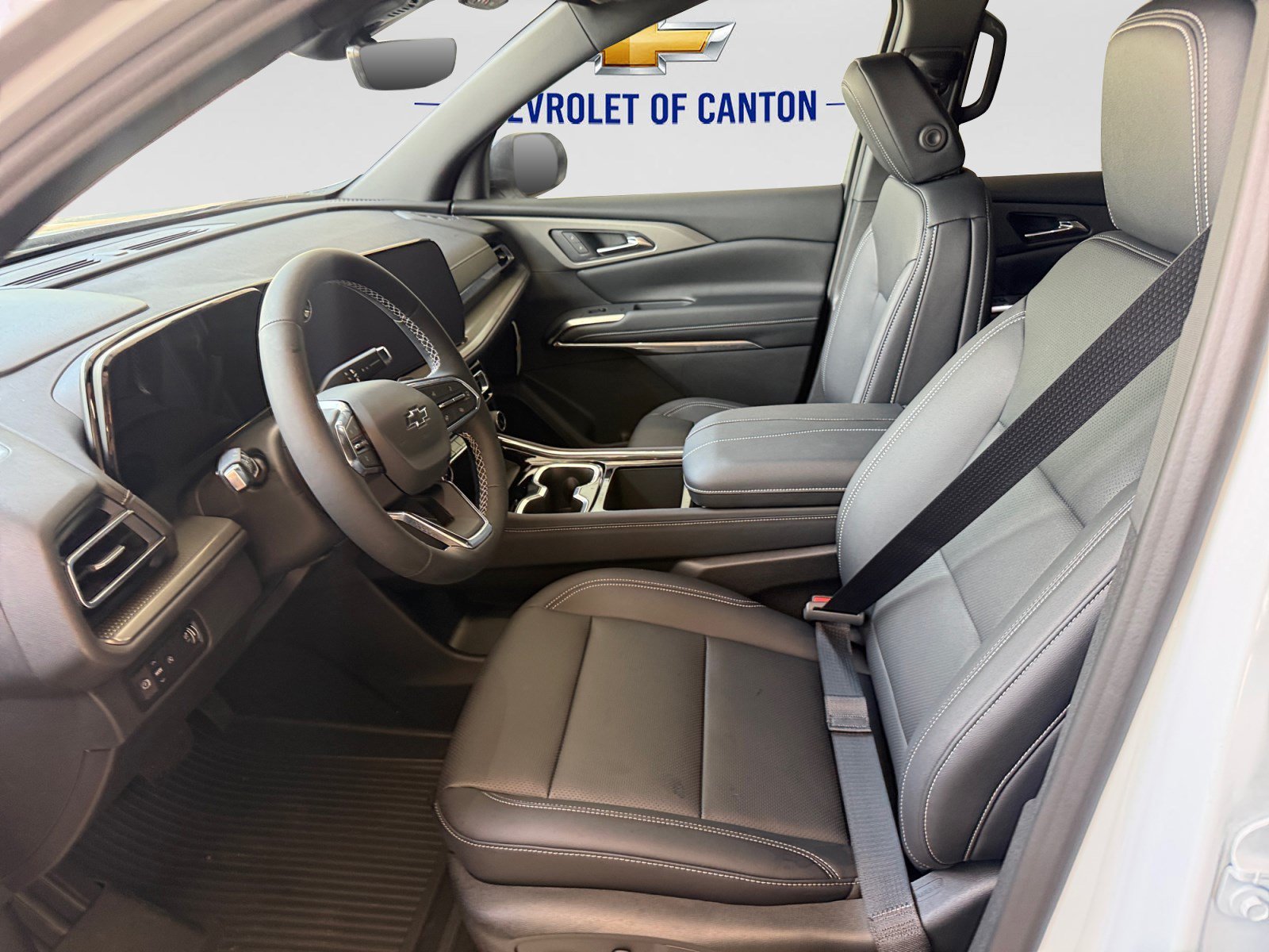 2027 Chevrolet Traverse LT - Photo 9