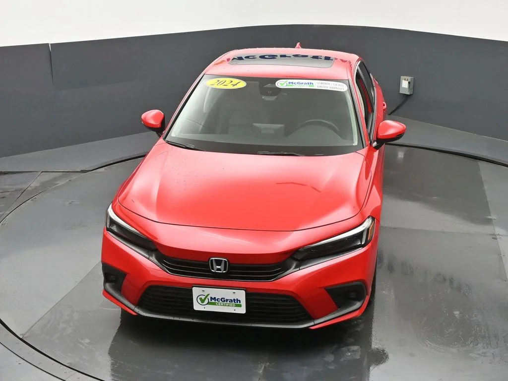 Used 2024 Red Honda Touring image 27