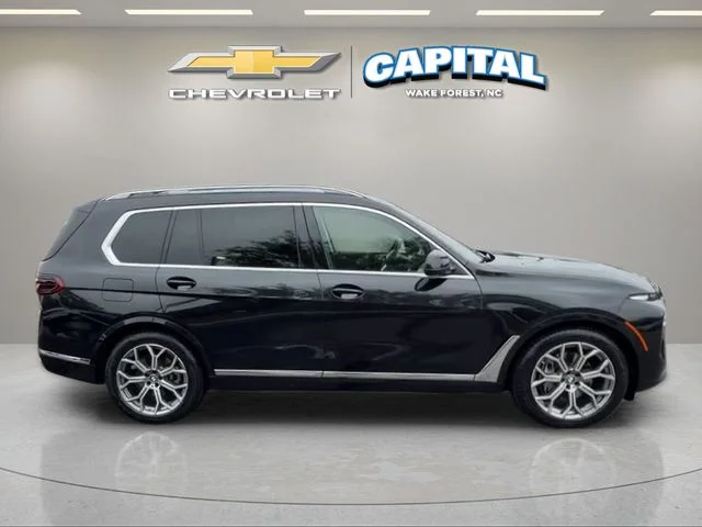 Used 2023 Black BMW xDrive40i image 6