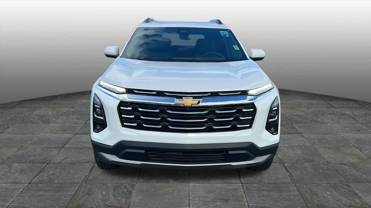 Used 2025 Summit White Chevrolet AWD LT image 2