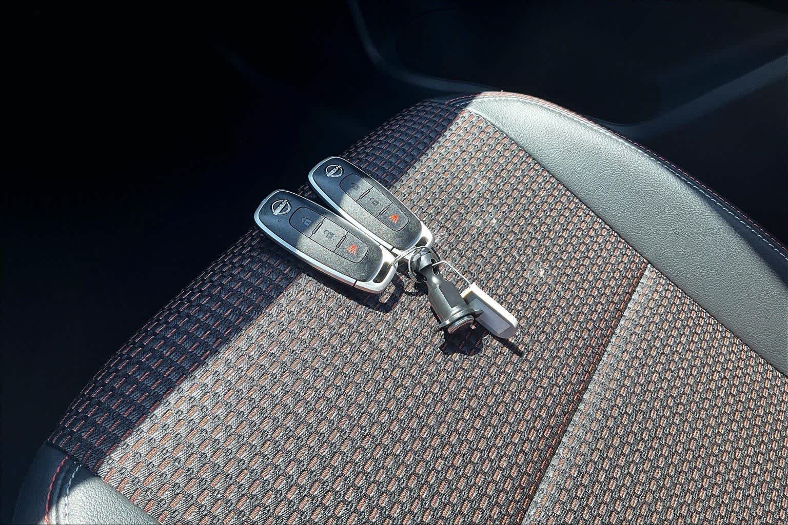 Used 2025 Gun Metallic Nissan SR image 15