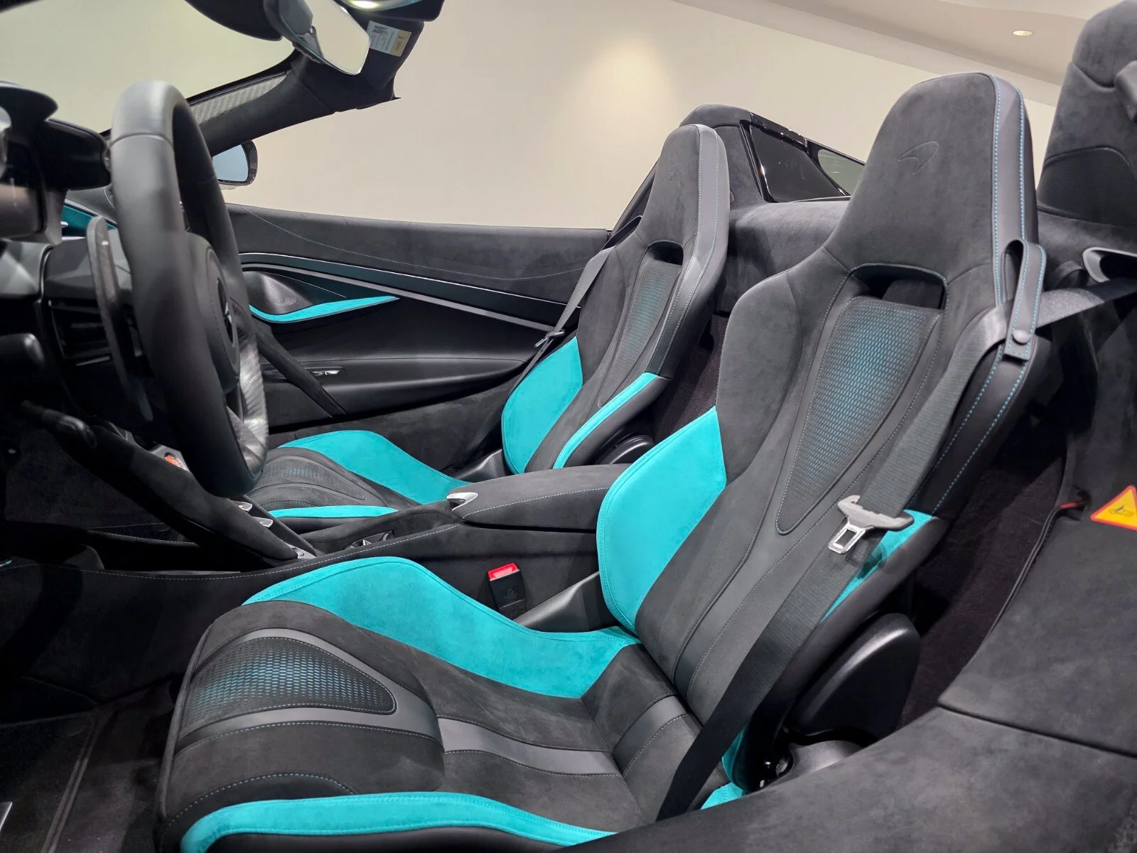 2027 McLaren 750S Base - Photo 8