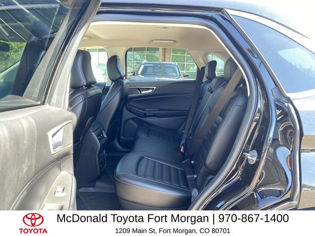 Used 2022 Black Ford SEL image 24