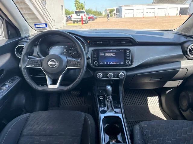 Used 2023 Gray Nissan SV image 12