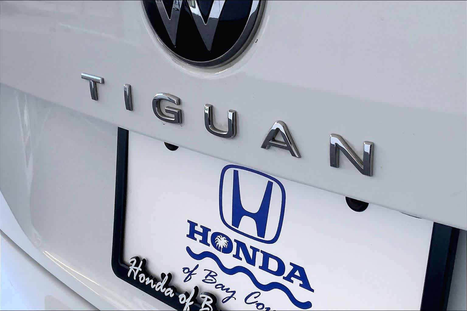 2022 Volkswagen Tiguan SE - Photo 33