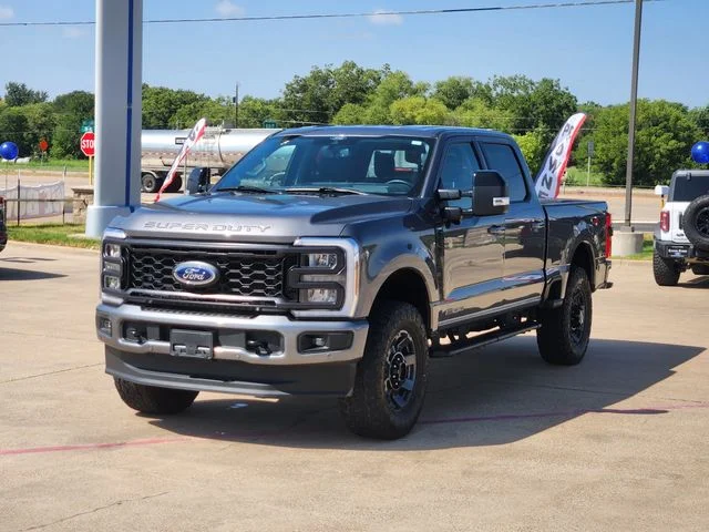 Used 2024 Gray Metallic Ford Lariat image 3