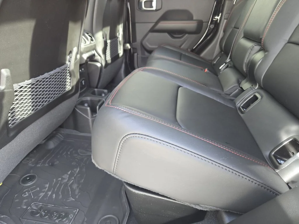 New 2026 Black Clearcoat Jeep Rubicon image 21