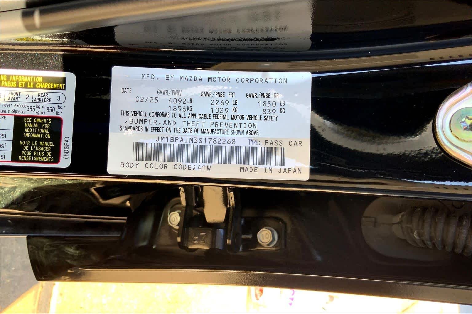 New 2025 Jet Black Mica Mazda 2.5 S image 19