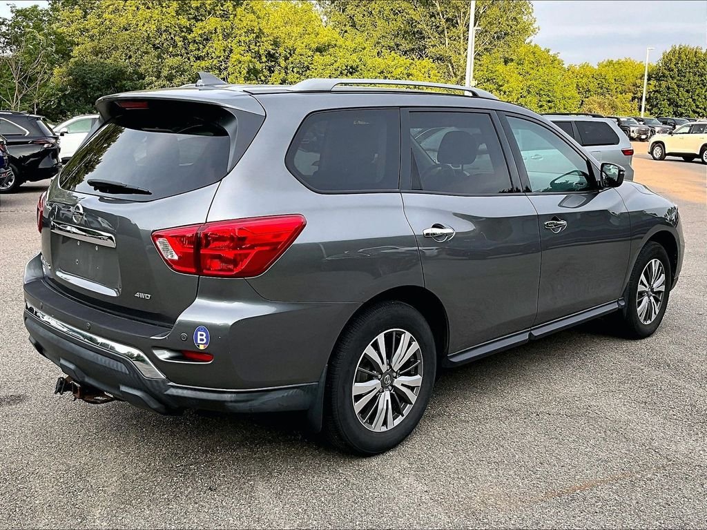 Used 2020 Gray Nissan S image 6