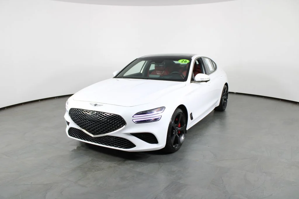 Used 2026 White Genesis 3.3T Sport Prestige image 1