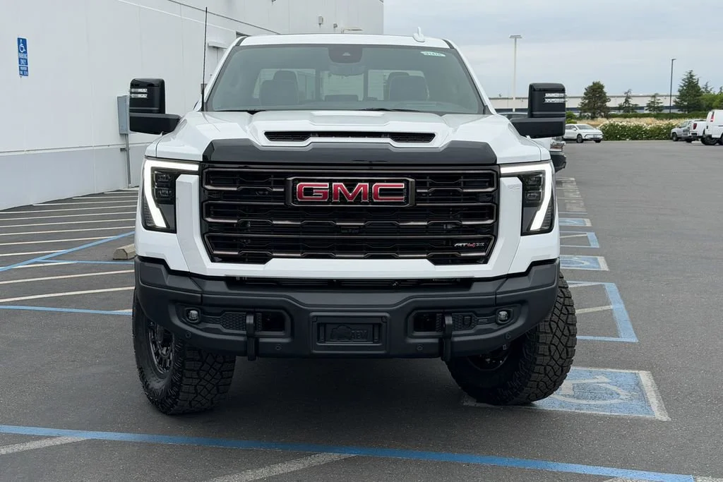 New 2026 Summit White GMC AT4X image 3