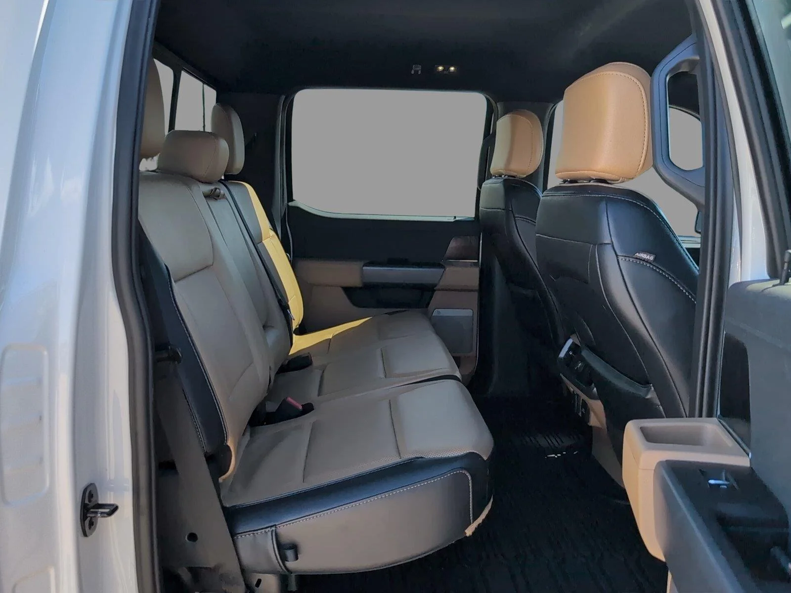 Used 2023 Oxford White Ford LARIAT image 24