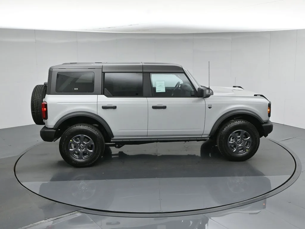 New 2026 White Ford Big Bend image 37