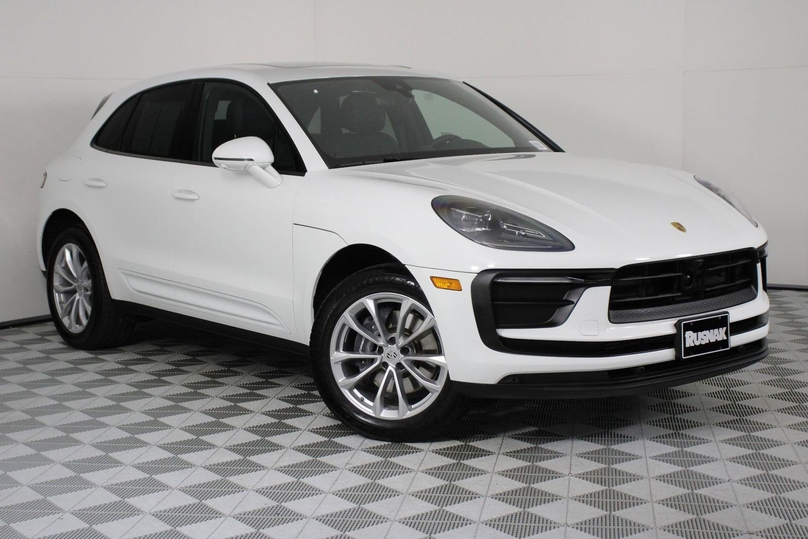 Certified Used 2026 White Porsche  image 9