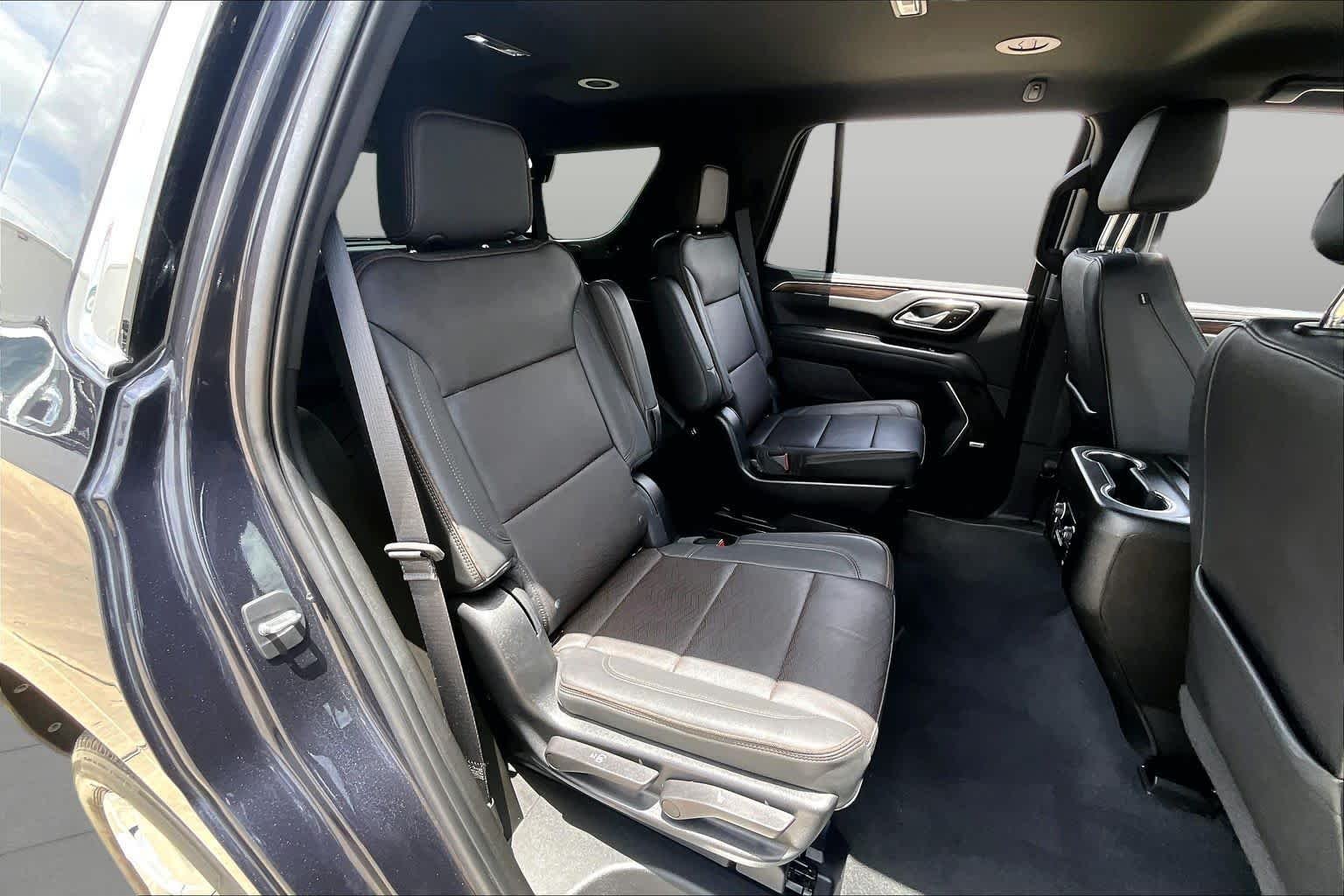 Used 2022 Dark Ash Metallic Chevrolet High Country image 39
