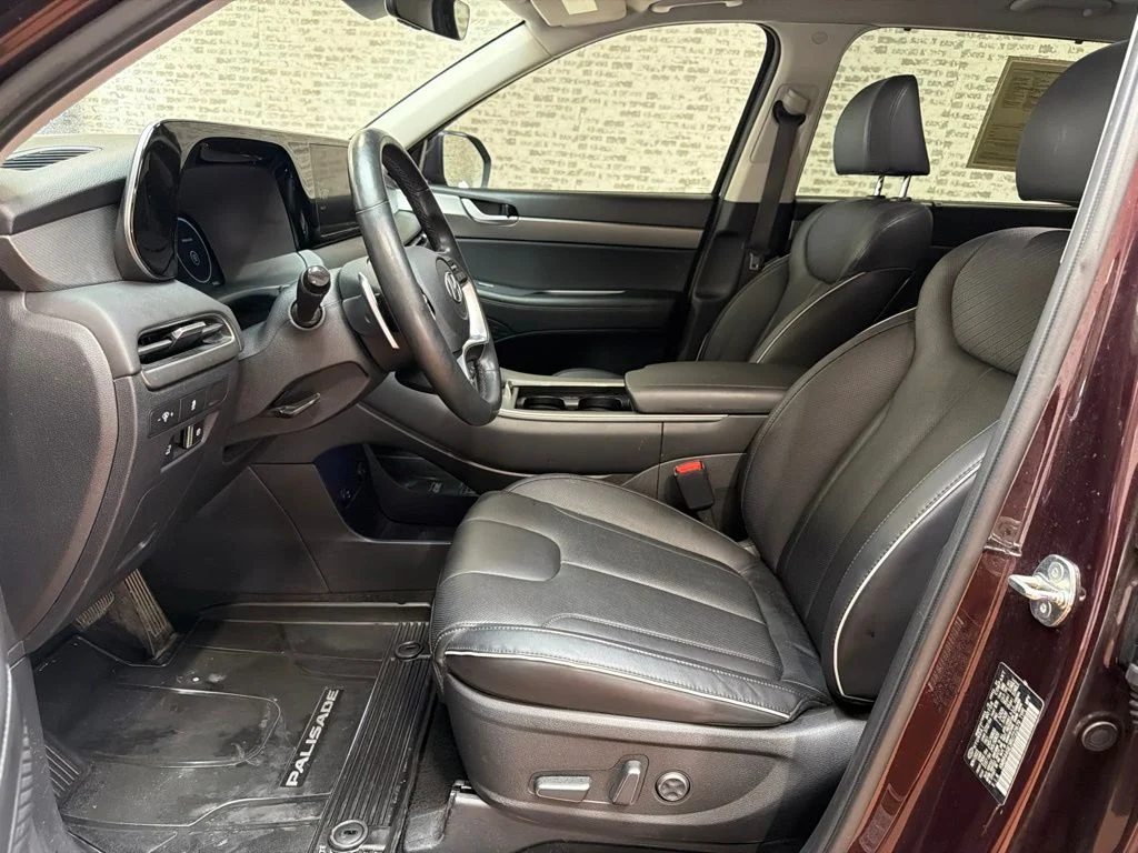 Used 2024 Sierra Burgundy Hyundai SEL image 24