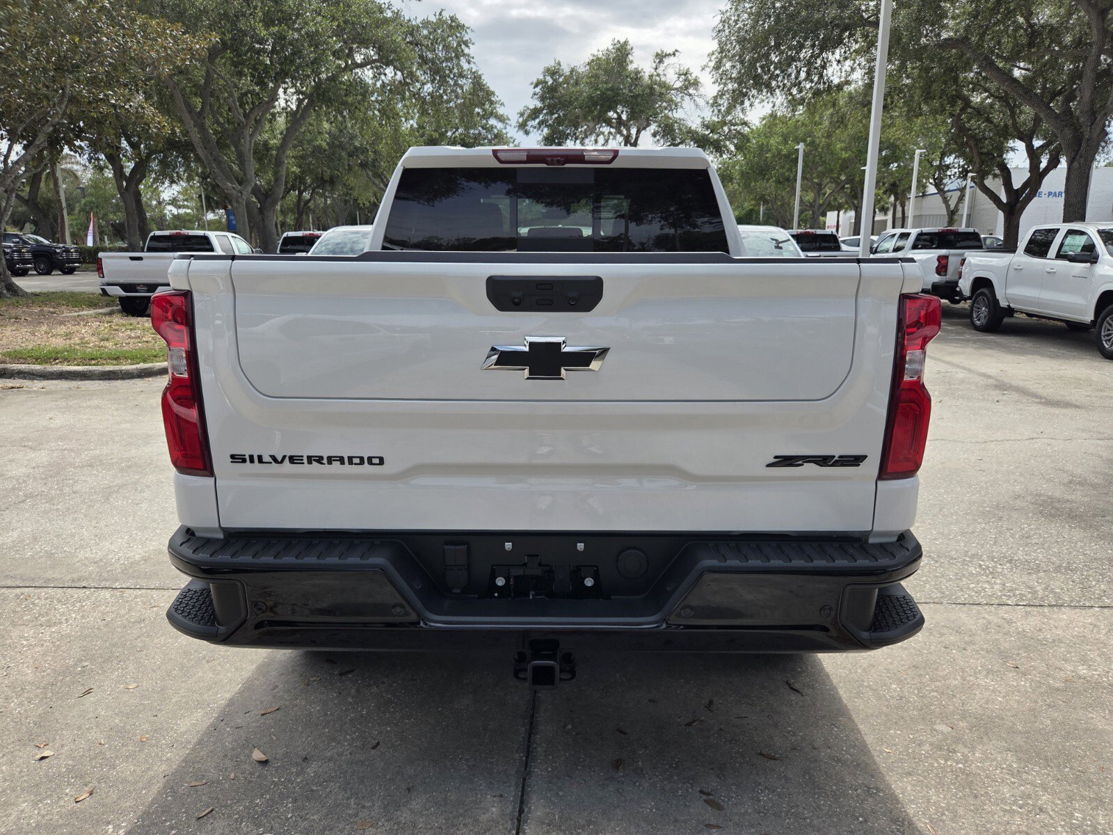 2026 Chevrolet Silverado 1500 ZR2 - Photo 6