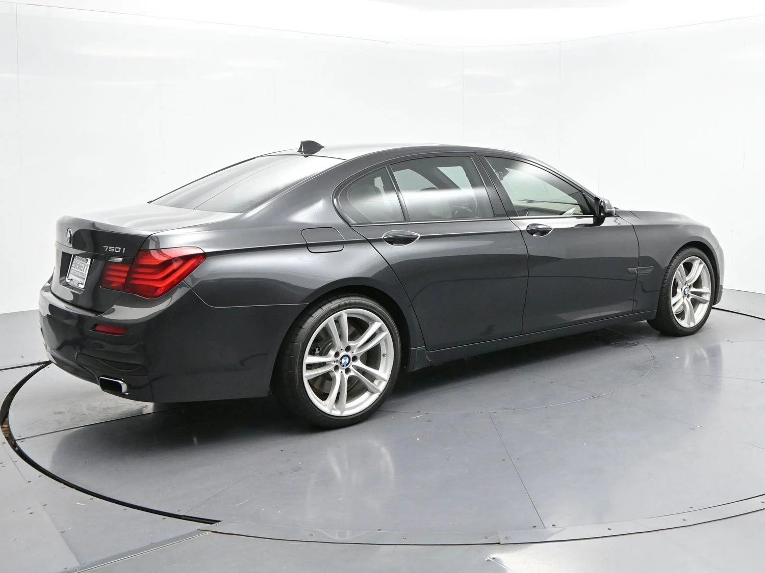 Used 2013 Dark Graphite Metallic Ii BMW 750i image 7