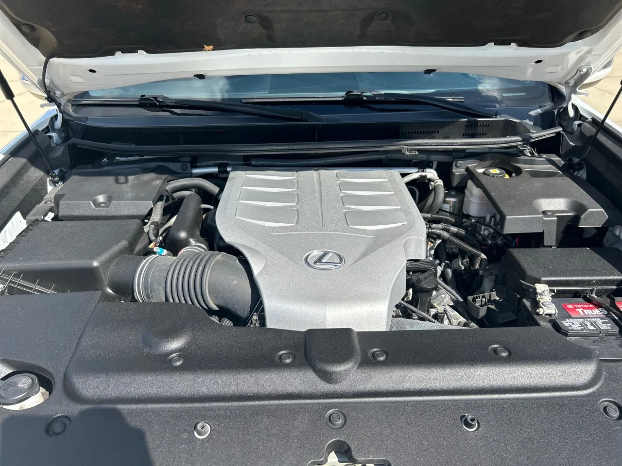 Used 2023  Lexus GX 460 Luxury image 8