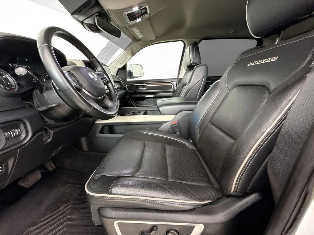 Used 2022 White Ram Laramie image 20