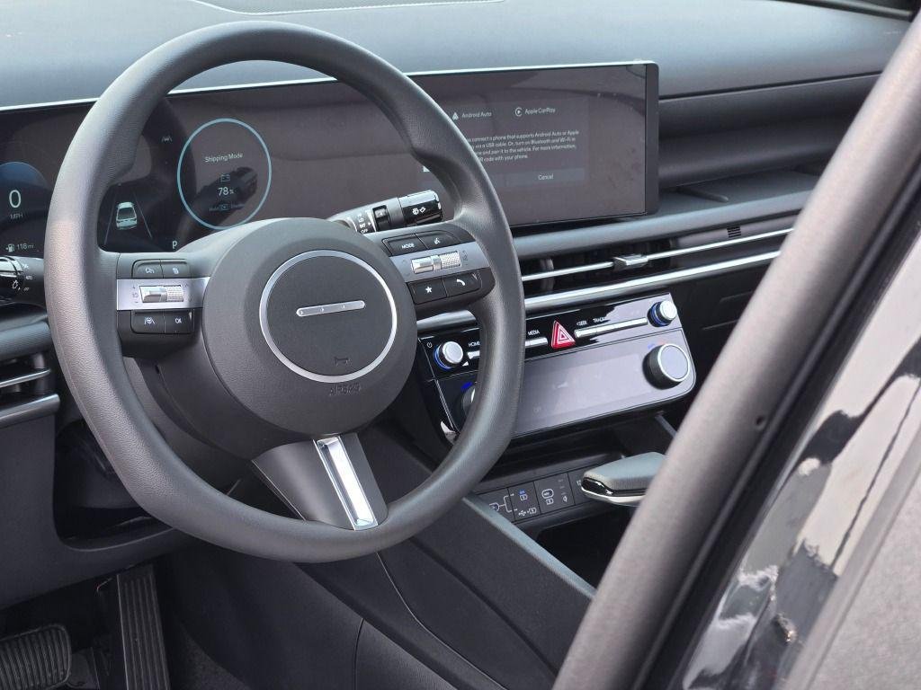 New 2026 Phantom Black Hyundai SEL Activity AWD image 21