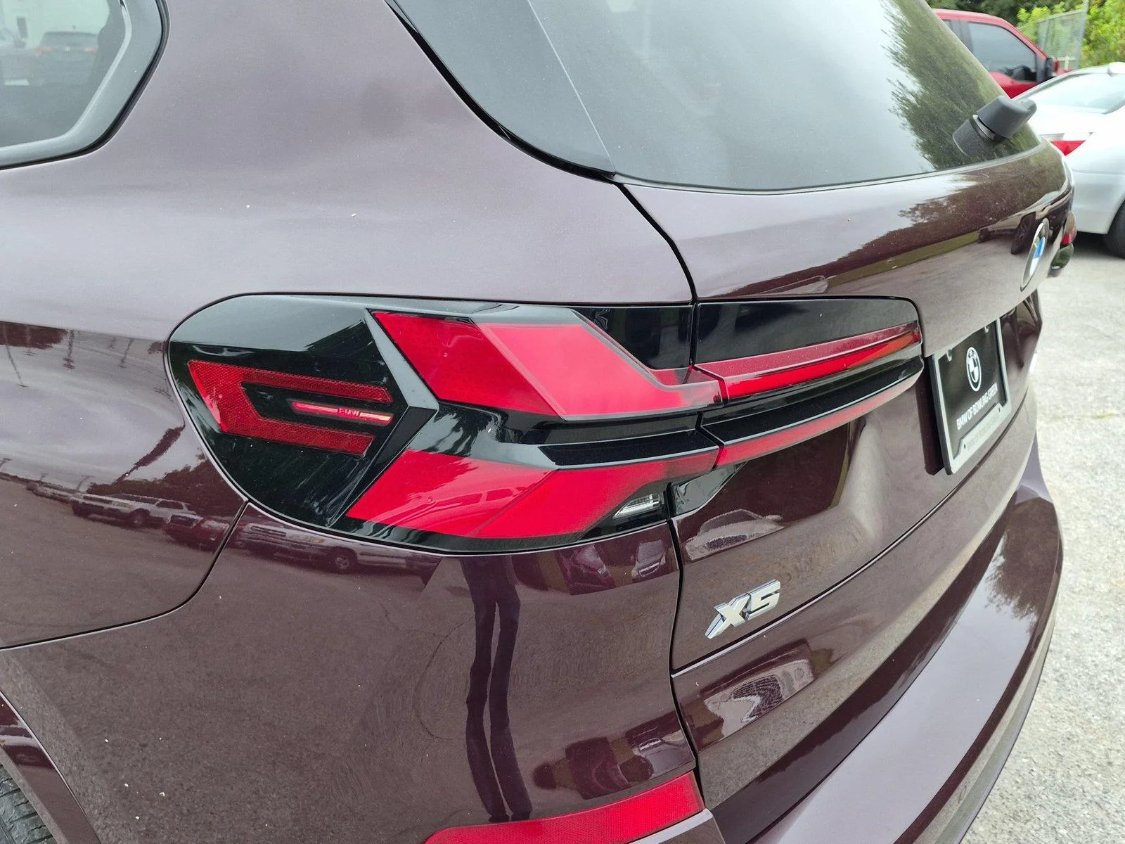 Used 2025 Ametrin Metallic BMW M60i image 11