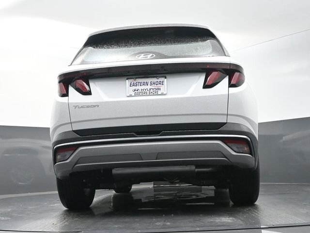 New 2026 White Hyundai SE FWD image 38