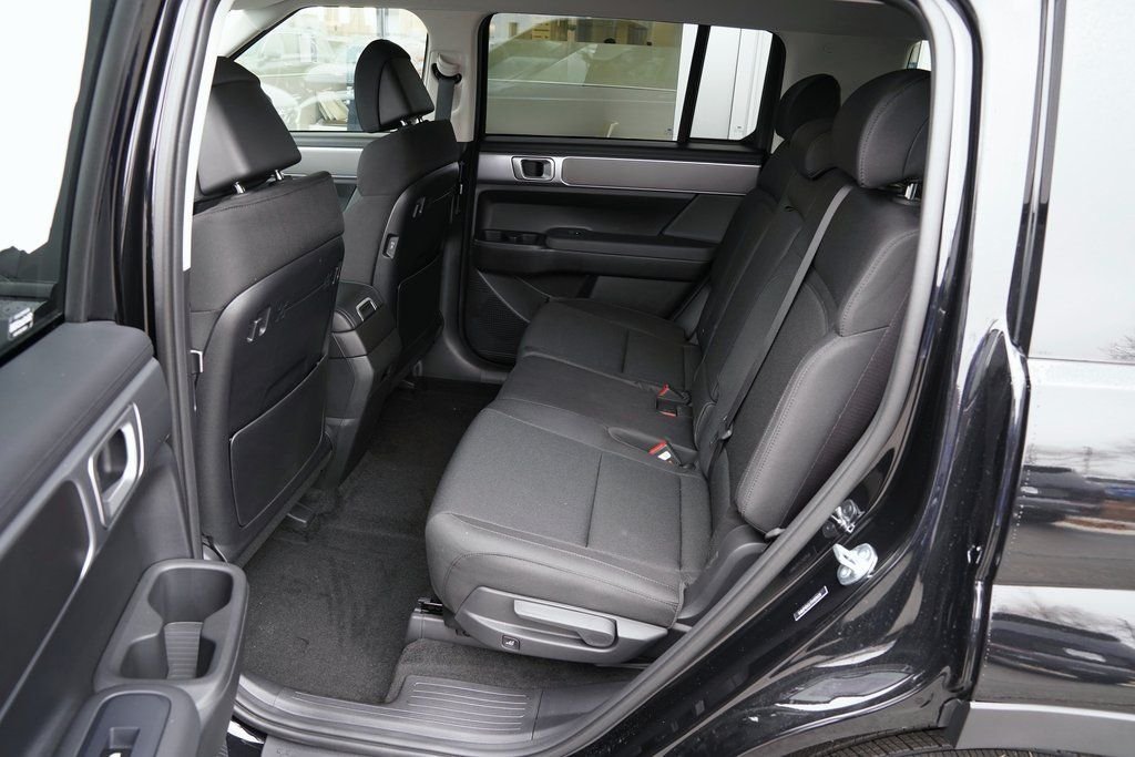 New 2026 Phantom Black Hyundai SE image 45