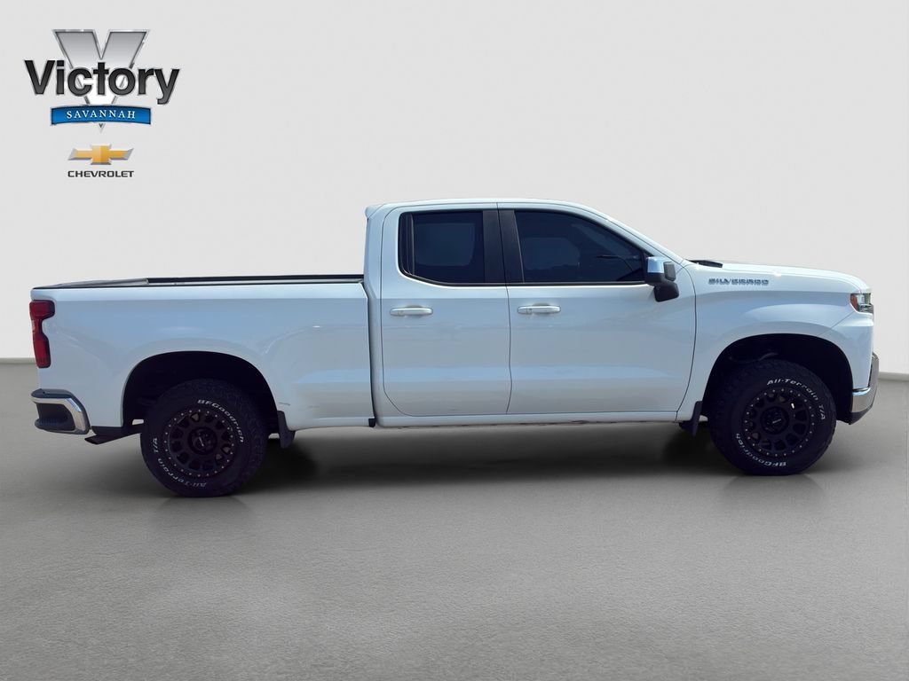 Used 2019 SUMMIT WHITE Chevrolet LT image 8