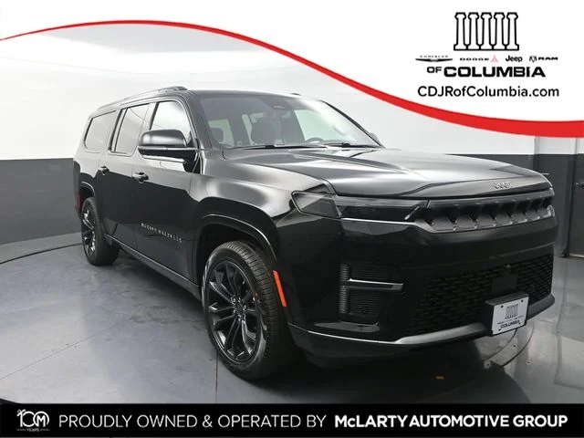 New 2026 High Gloss Black Exterior Paint Jeep Summit Reserve image 1